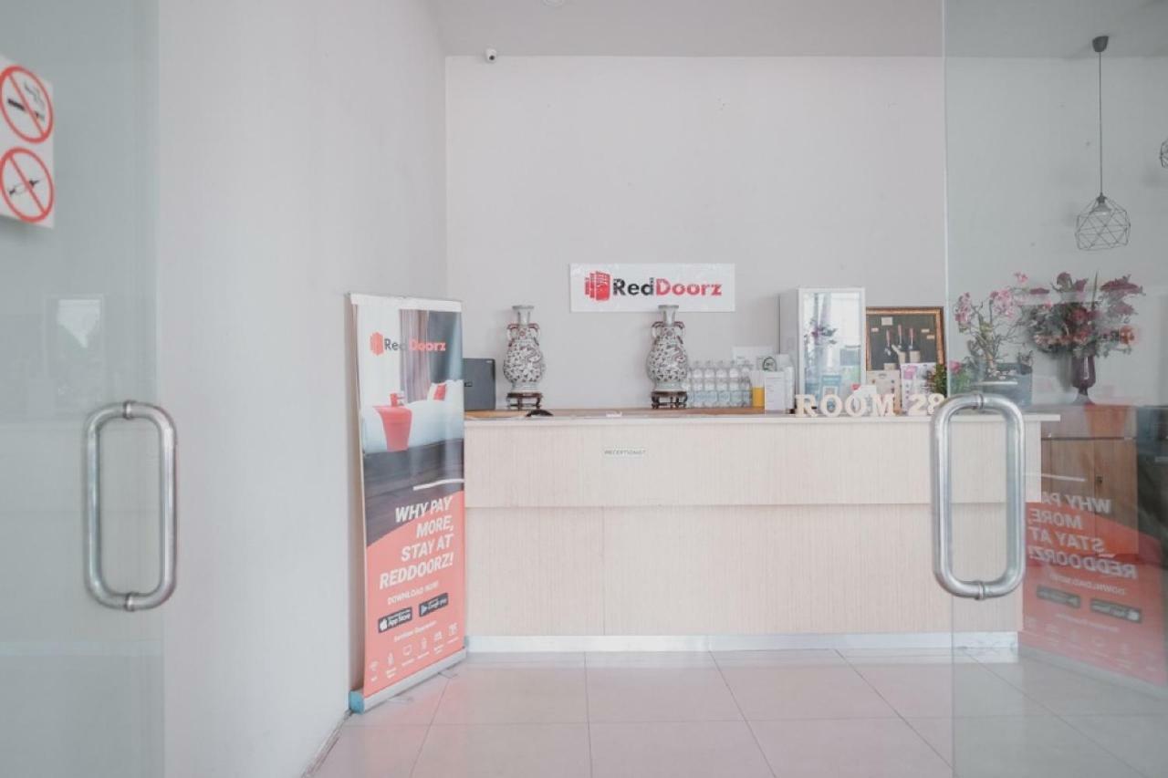 Reddoorz Plus @ Kapuk Business Park Jacarta Exterior foto